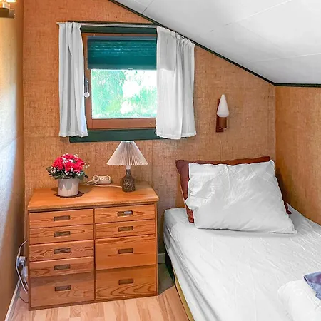 3 Bedroom Beautiful In Casa vacanze