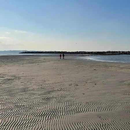 3 Bedroom Beautiful In Casa vacanze *